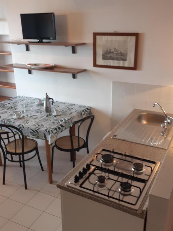 卡勒公寓酒店 Isola D'Elba 外观 照片
