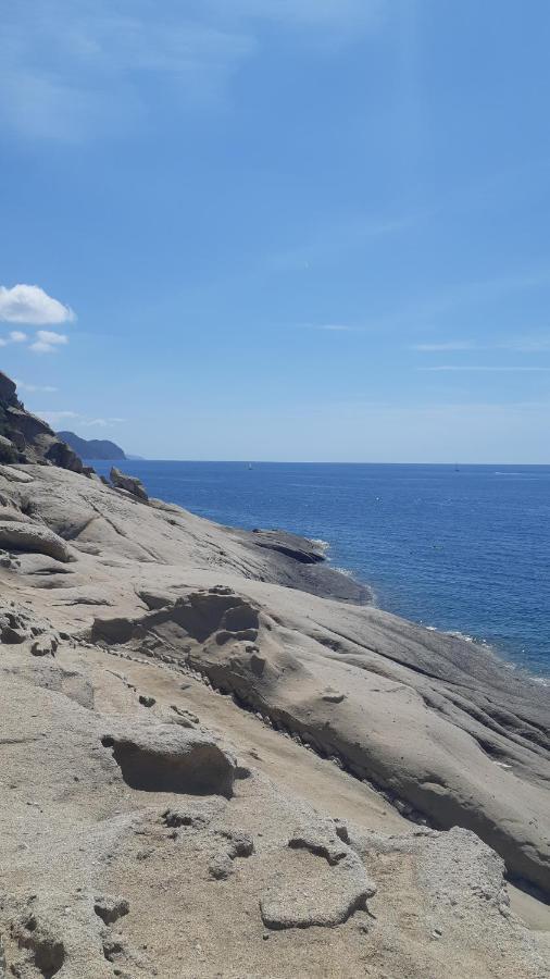 卡勒公寓酒店 Isola D'Elba 外观 照片
